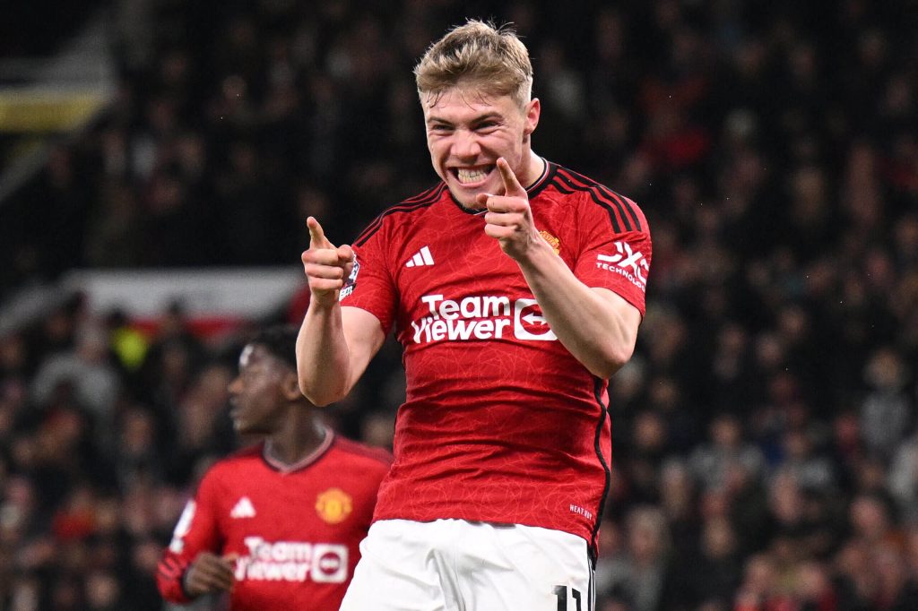 Keran Gol Rasmus Hojlund Lagi Mampet, Legenda Manchester United Ini Membela
