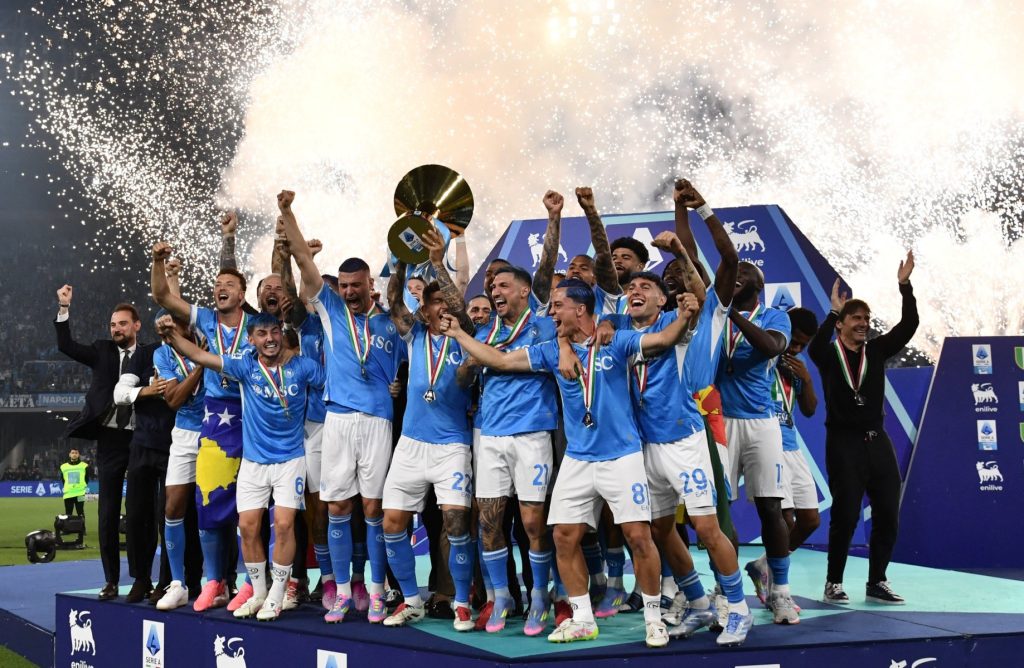 Membawa Napoli Juara Tidaklah Mudah!