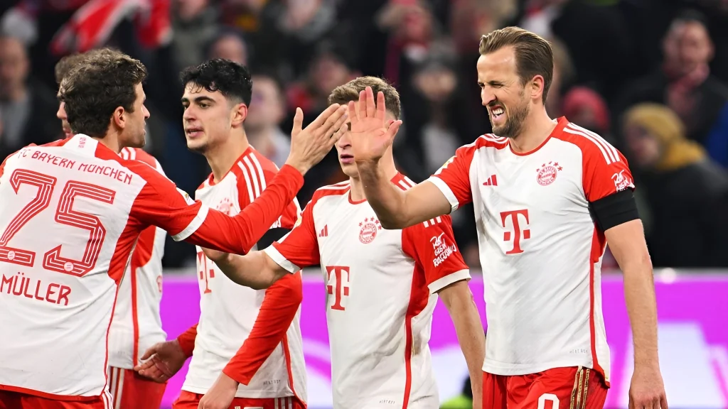 Bayern Muenchen vs RB Leipzig: Hattrick Harry Kane Warnai Pesta 6-0